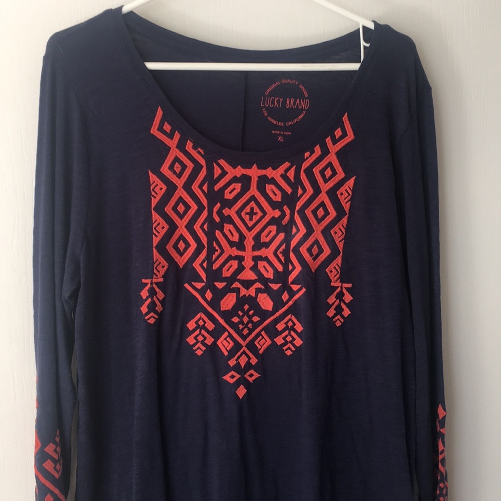 Brand new lucky top